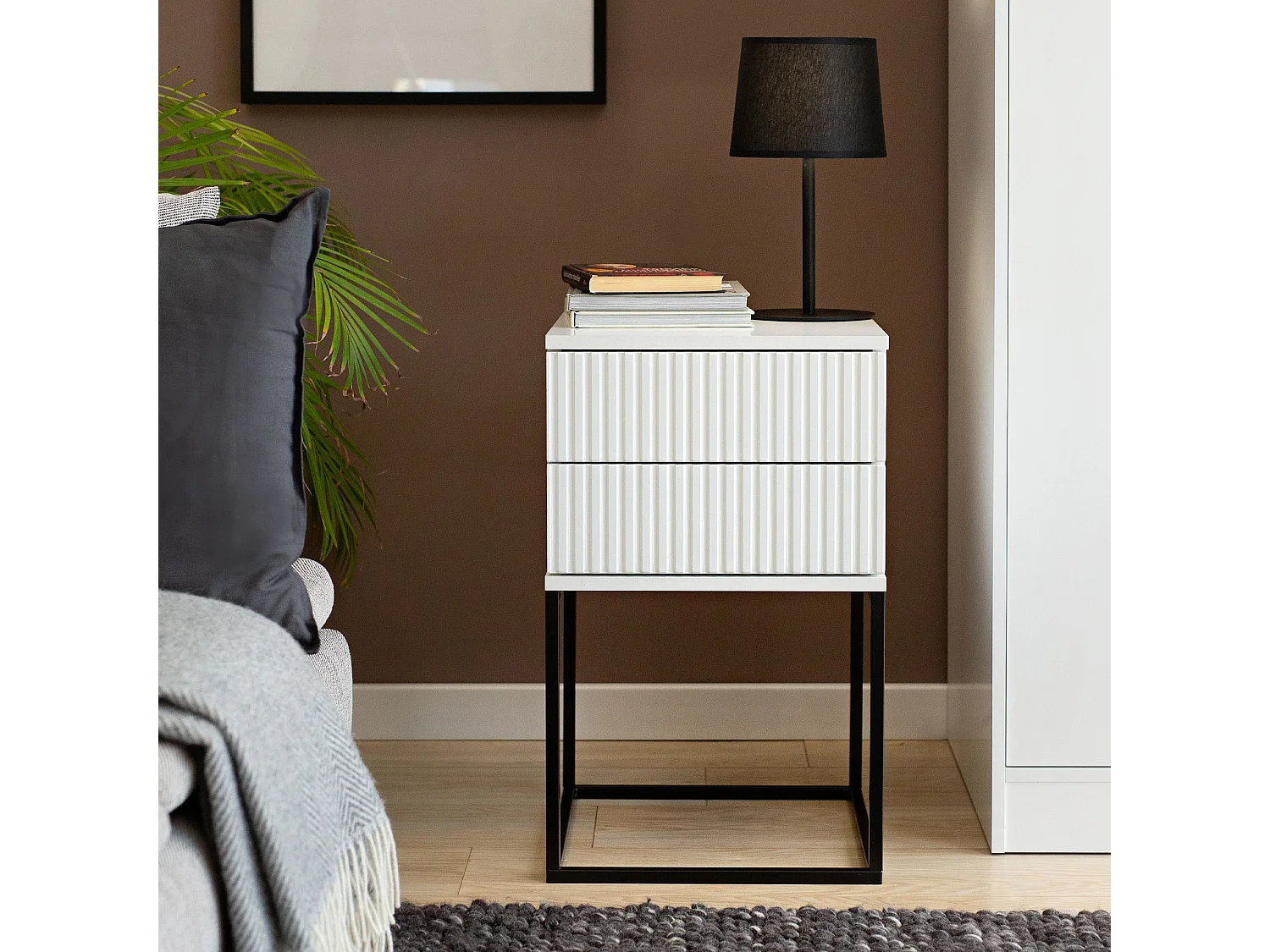 Nachttisch RECTUS weiß, Maße 39x65x40 cm, perfekt für Dekoration