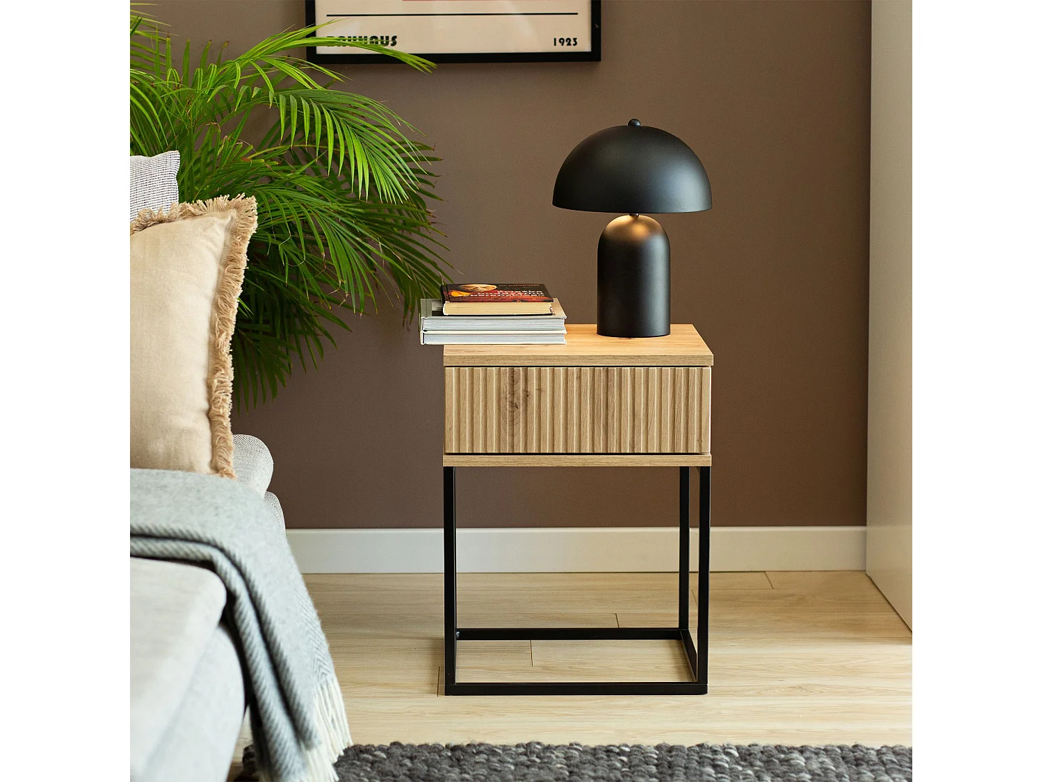 Table de chevet RECTUS couleur naturelle claire, dimensions 39x52x40 cm, style naturel