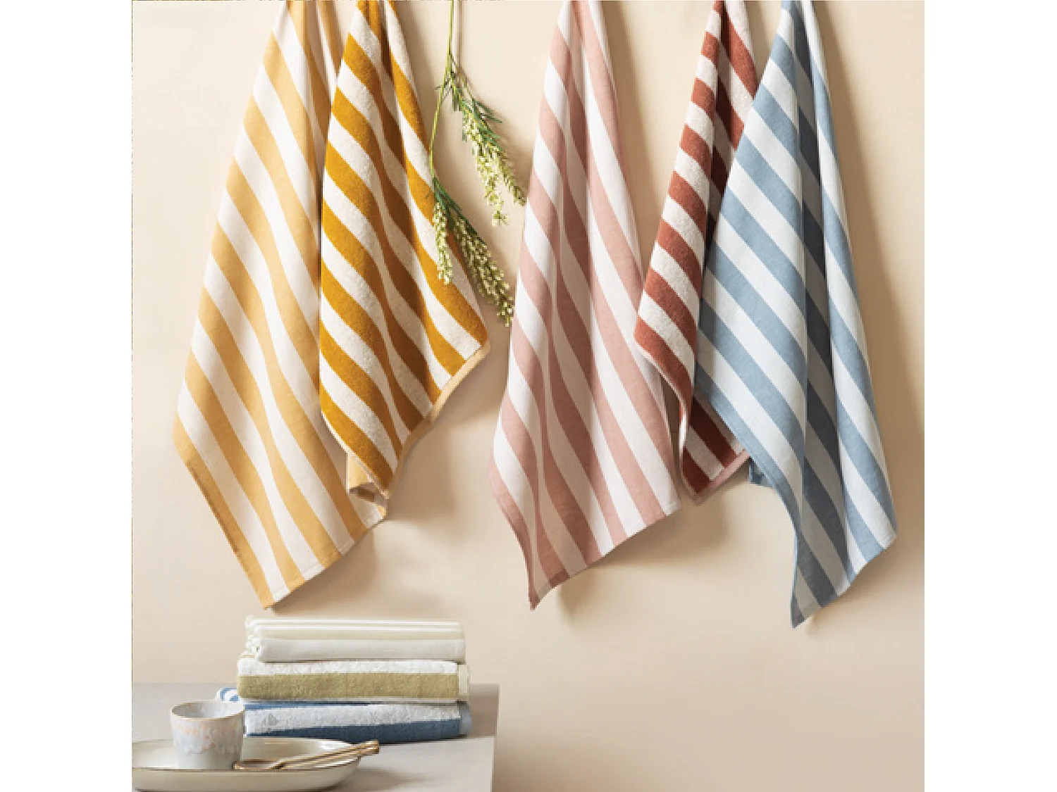 Lot de 2 torchons de cuisine toile 50x70 cm collection PAT EFFI bleu pacific