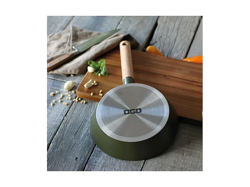 Ogo Living - Poele Ector 20cm En Aluminium Kaki Avec Manche En Bois