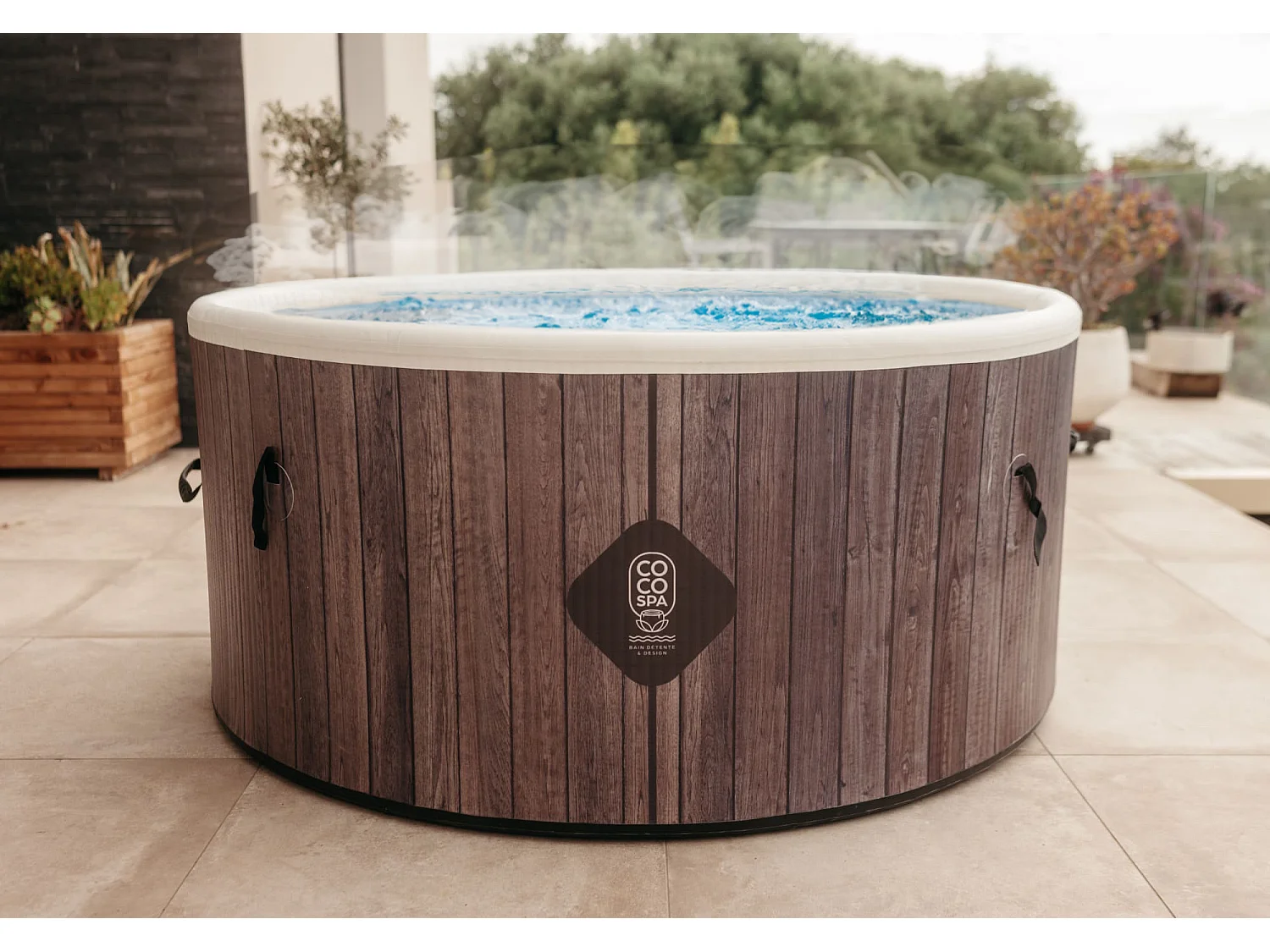 Coco Spa Helsinki Spa Gonflable - 150 Cm De Diamètre - 800 Litres - Moteur 2240 W - 2 à 4 personnes
