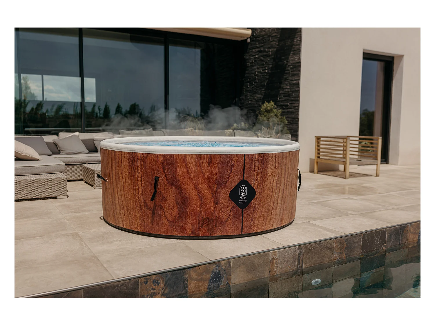 Spa Gonflable Tahiti | 180 Cm De Diamètre | 1100 Litres | Moteur 2240 W | Jusqu'à 6 Personnes