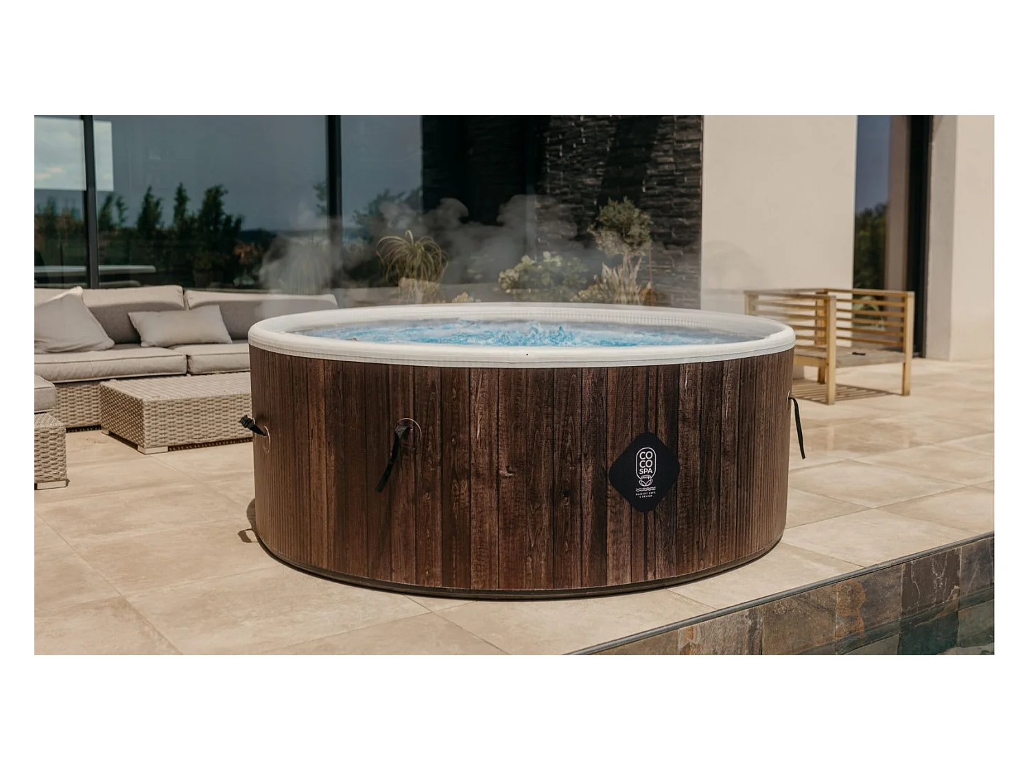 Spa Gonflable Helsinki 180 Cm De Diamètre | 1100 Litres | Moteur 2240 W | Jusqu'à 6 Personnes
