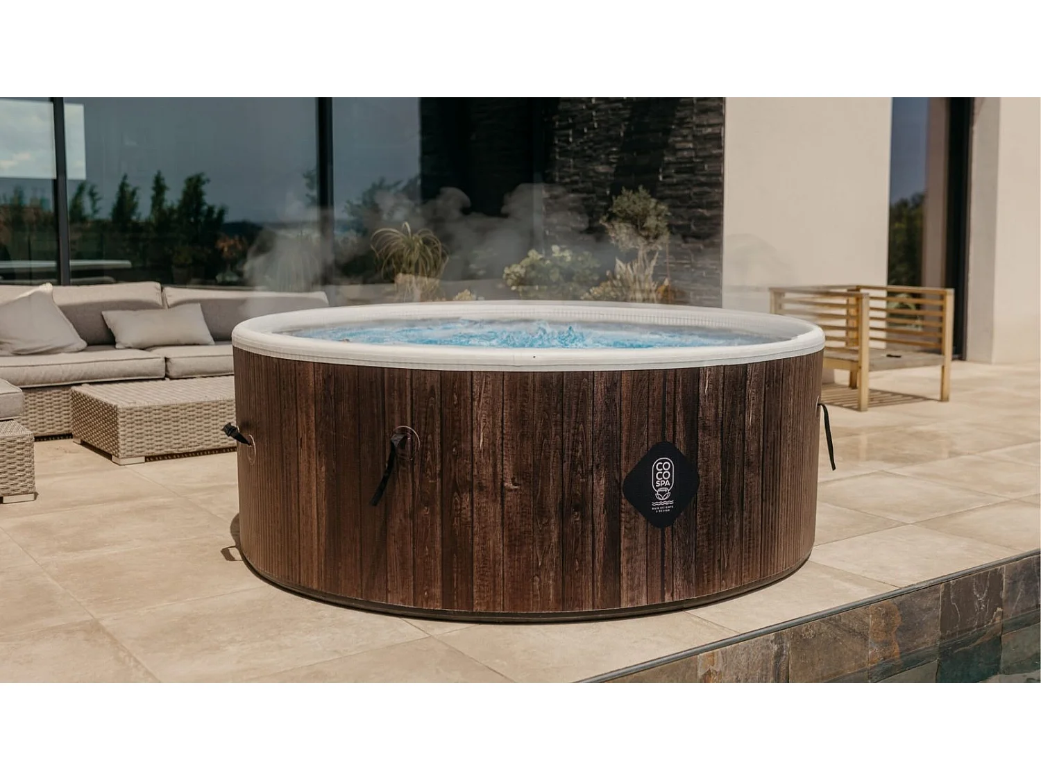 Spa Gonfiabile Helsinki | 180 cm di Diametro | 1100 Litri | Motore da 2240 W | Fino a 6 Persone