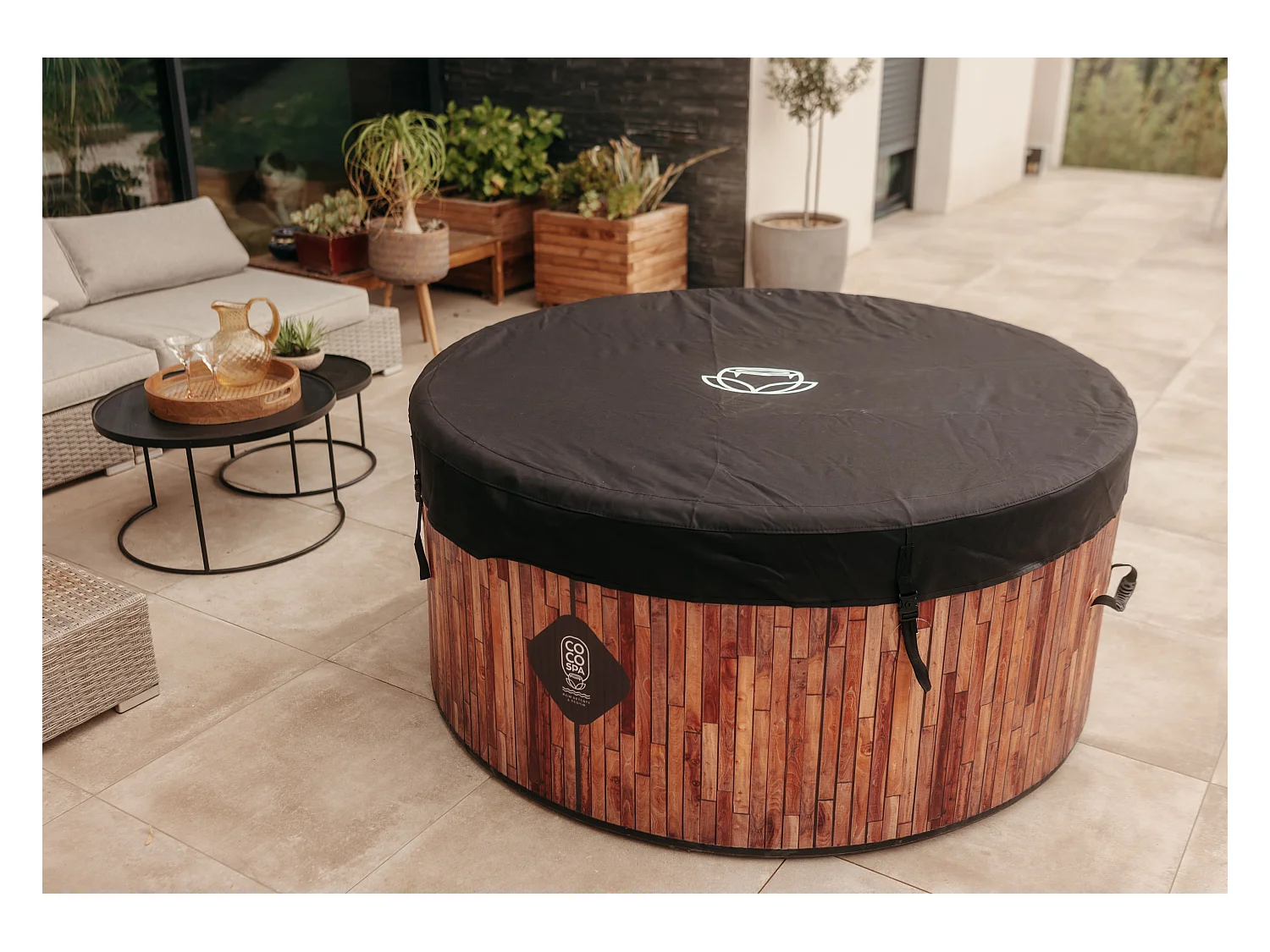 Coco Spa Exotik Opblaasbare Spa – 150 cm diameter – 800 liter – 2240 W motor – 2 tot 4 personen