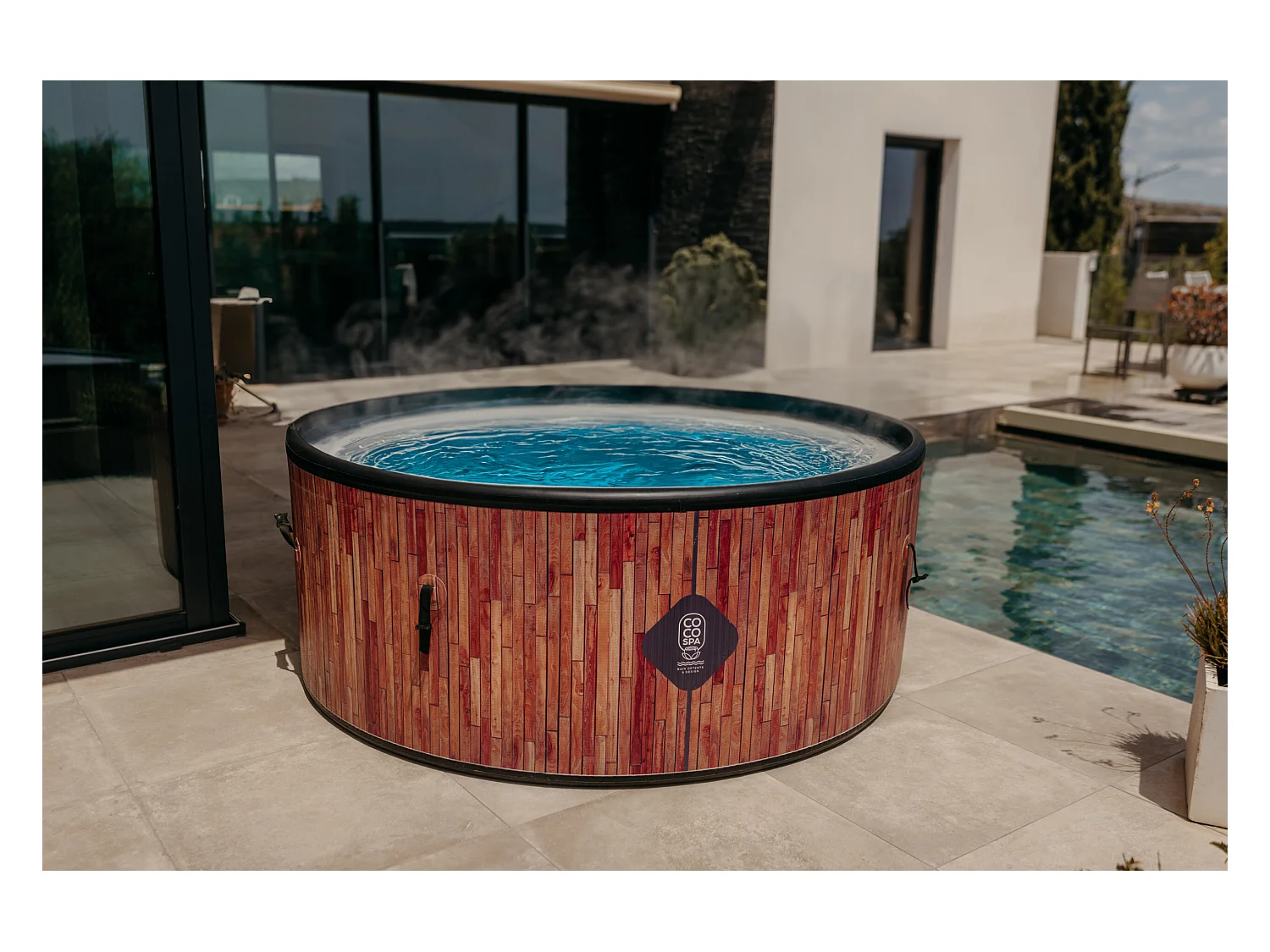 Spa Gonflable Exotik  180 Cm De Diamètre | 1100 Litres | Moteur 2240 W | Jusqu'à 6 Personnes