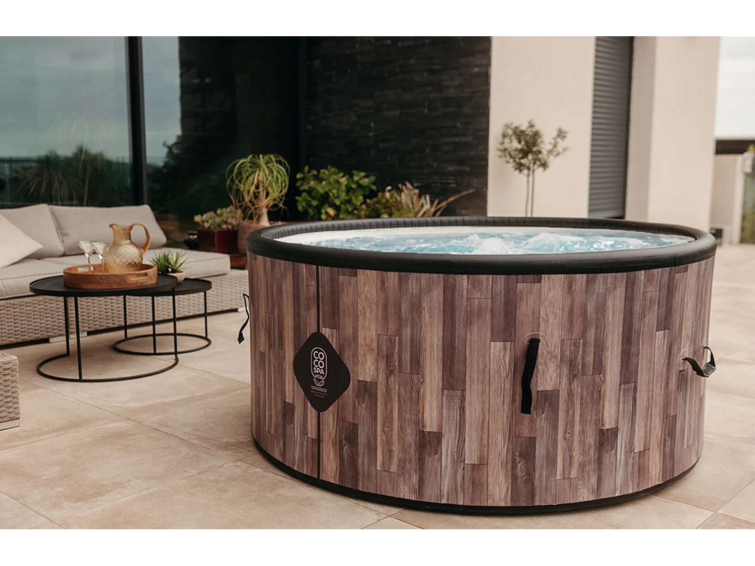 Coco Spa Nordik Opblaasbare Spa – 150 cm diameter – 800 liter – 2240 W motor – 2 tot 4 personen