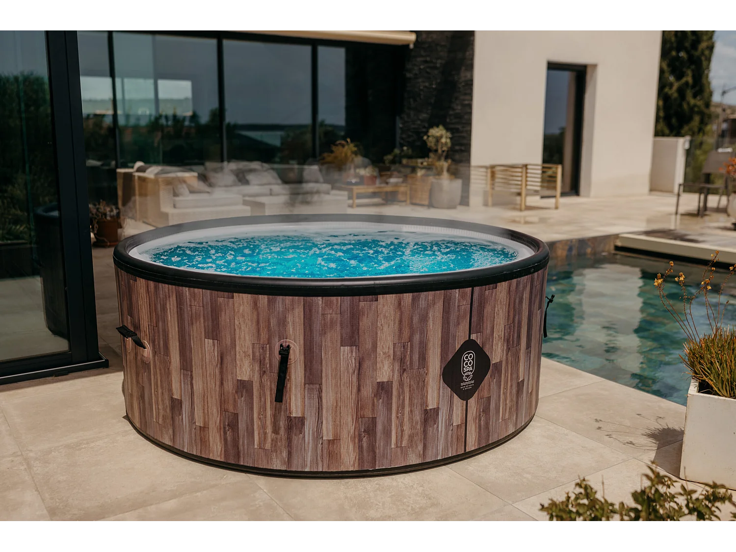 Opblaasbare Spa Nordik Coco Spa  – 180 cm diameter | 1100 liter | 2240 W motor | Tot 6 personen