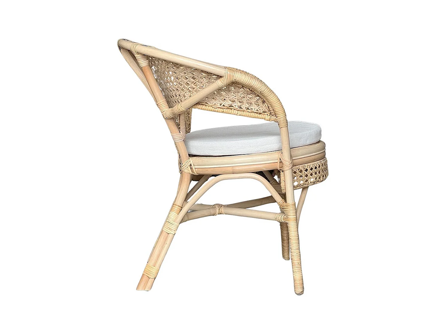 Salon Amanda en bois de bambou et paille de Vienne avec 2 fauteuils et 1 table basse