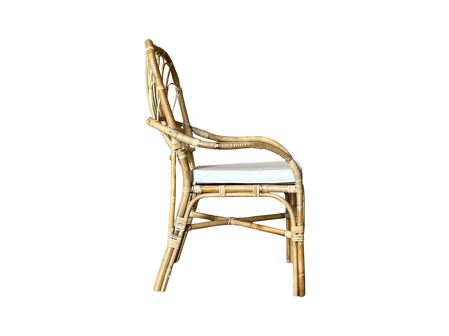 Fauteuil Manao en bambou naturel et rotin tressé avec coussin gratuit