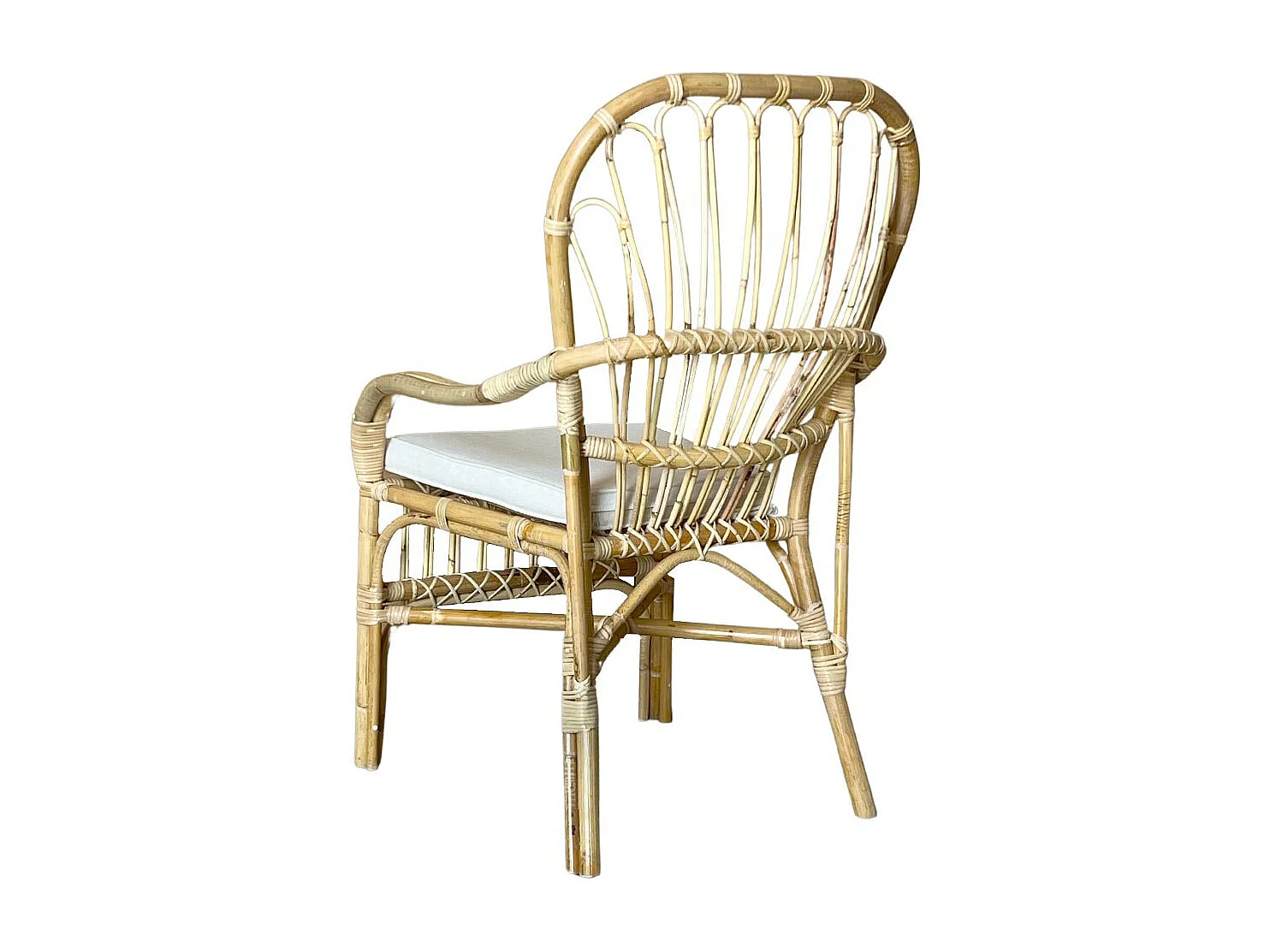 Fauteuil Manao en bambou naturel et rotin tressé avec coussin gratuit