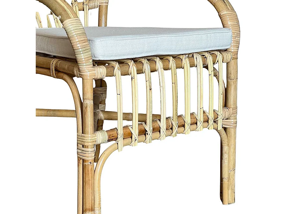 Fauteuil Manao en bambou naturel et rotin tressé avec coussin gratuit