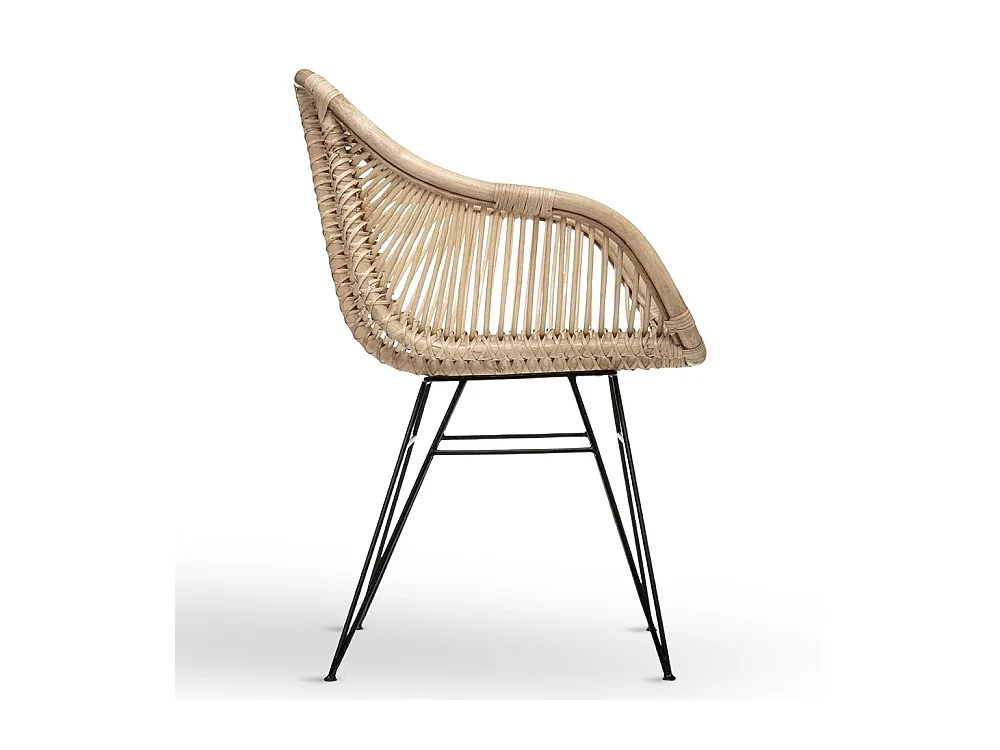 Set di 2 sedie Desy in legno di bambu con gambe in ferro e 1 tavolino in bambu