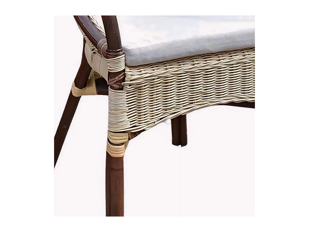 Salon Mandolino en osier de noyer avec 1 canapé, 2 fauteuils, 1 table basse