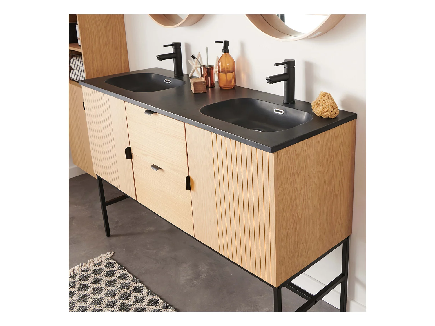 Doppelwaschtisch + Spiegel + STUDIO-Säule