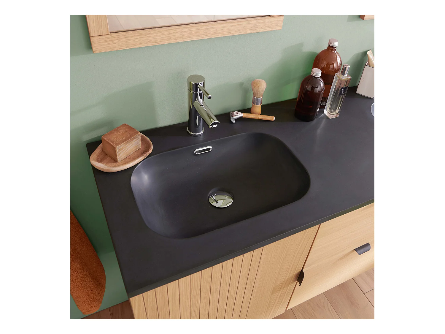 STUDIO Doppelwaschtisch + Spiegel