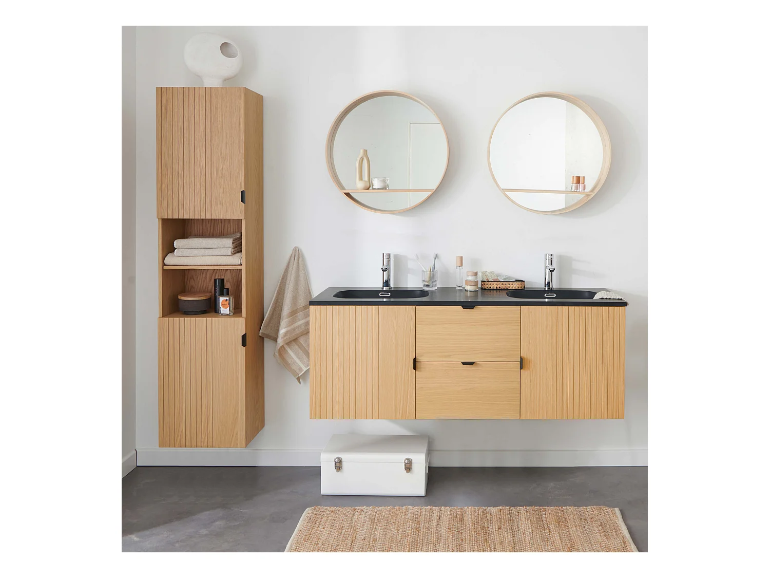 Doppelwaschtisch + Spiegel + STUDIO-Säule