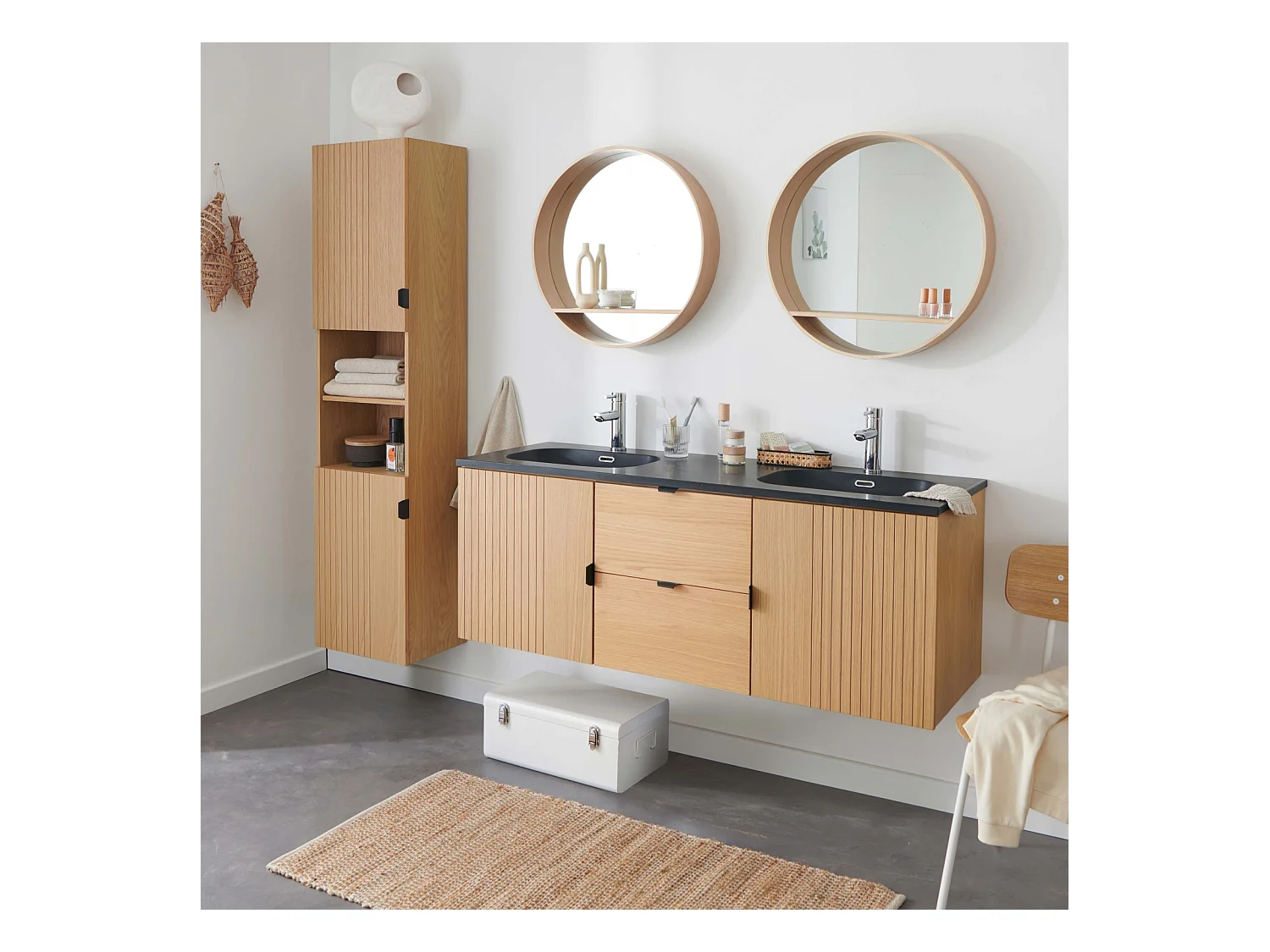 Doppelwaschtisch + Spiegel + STUDIO-Säule