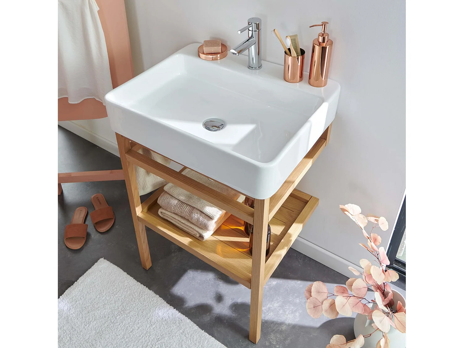 Rubinetto per bagno TAP con beccuccio basso