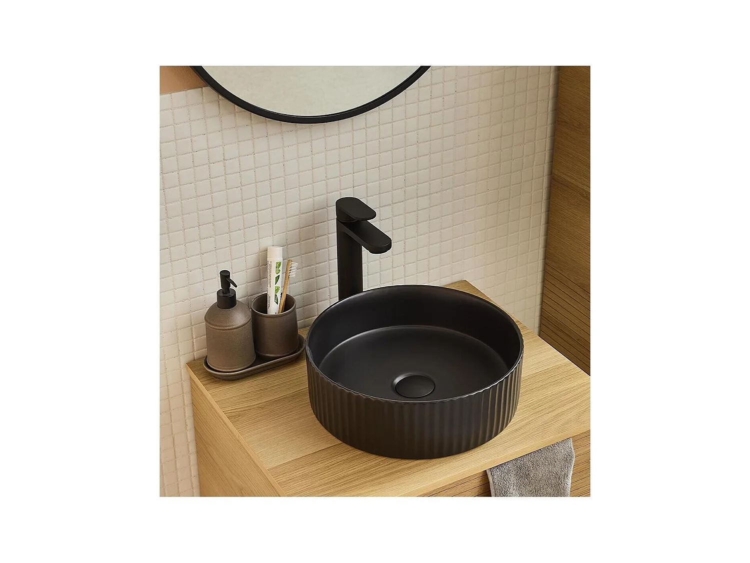 ROB Einhebel-Badarmatur mit hohem Auslauf