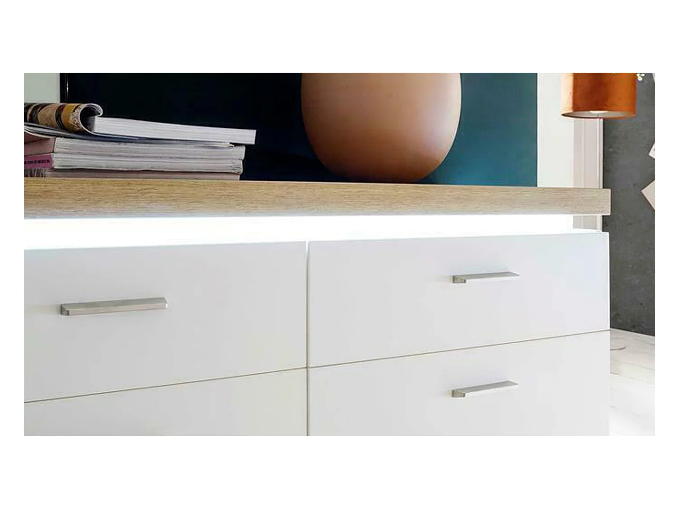 Buffet, meuble de rangement coloris blanc avec plateau finition chêne wotan - Longueur 156 x Hauteur 83 x Profondeur 44 cm