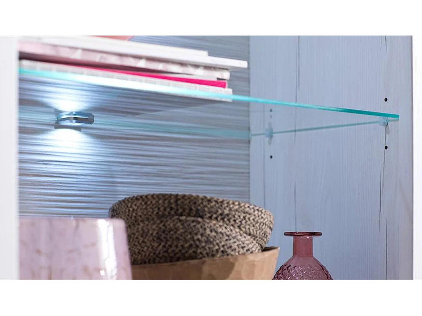 Buffet / Vaisselier en pin blanc et chêne avec LED - L.163 x H.142 x P.40 cm