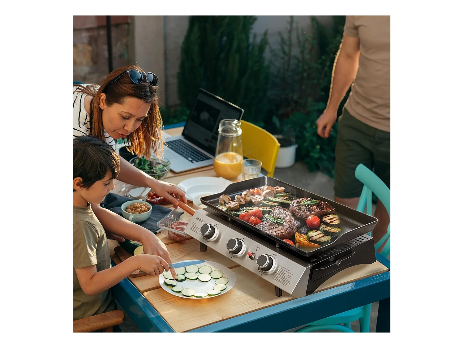 Plancha Gaz sur Chariot Royal Gourmet - 3 Brûleurs Puissance 7.5kW - Plaque Amovible