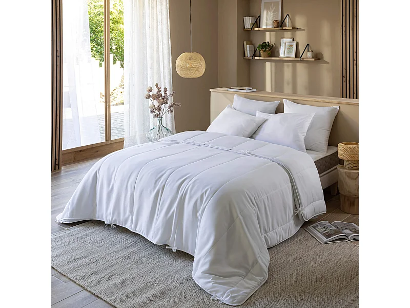 Pack couette 4 saisons et oreiller moelleux 140x200 cm