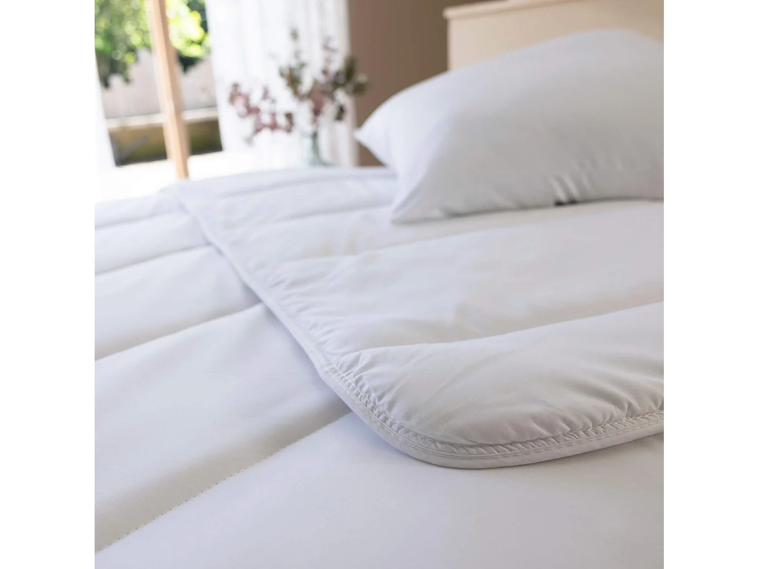 Pack couette été et oreiller moelleux 140x200 cm