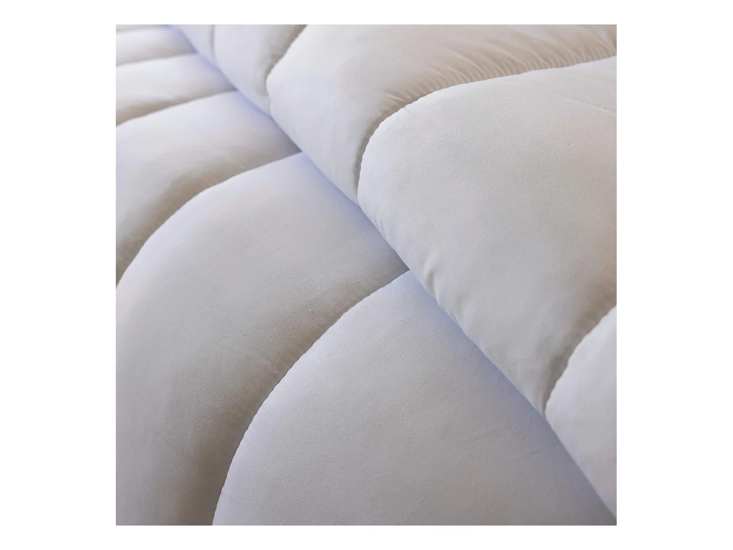 Couette chaude hiver 500gr/m² 260x240 cm