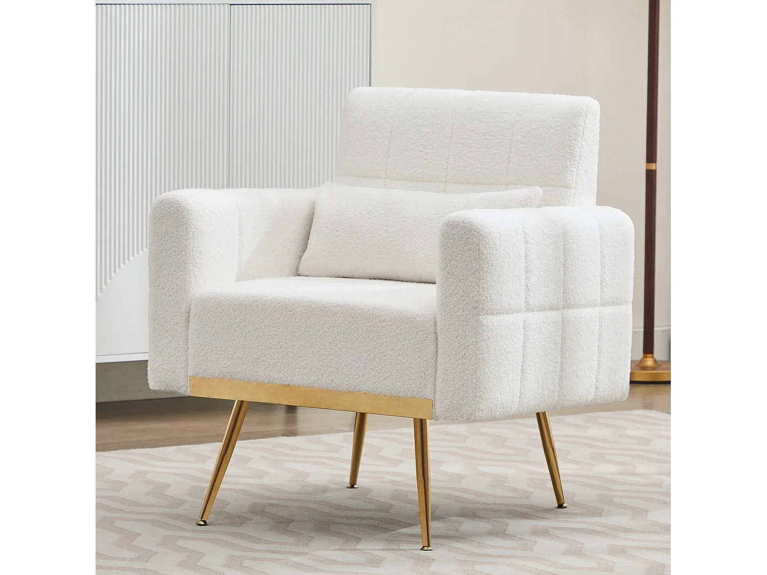 Fauteuil en tissu teddy et pied doré, chaise avec accoudoirs et coussin - Blanc