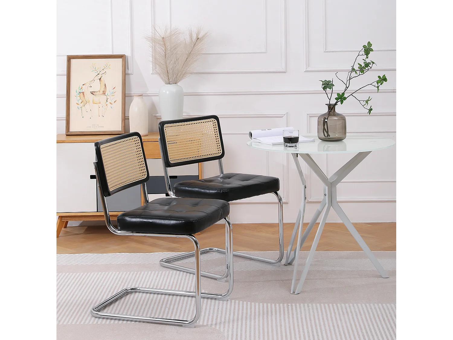 Lot de 2 Chaises cantilever avec dossier en rotin, en similicuir Noir