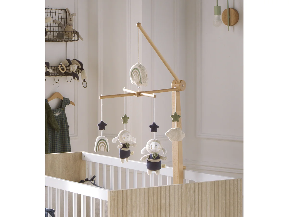 Mobile musical en bois avec jouets en coton PETIT NUAGE - Sauthon