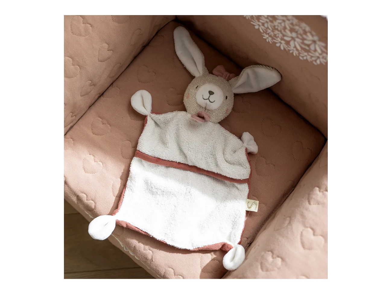 Doudou mouchoir en coton bio PETIT COEUR - Sauthon