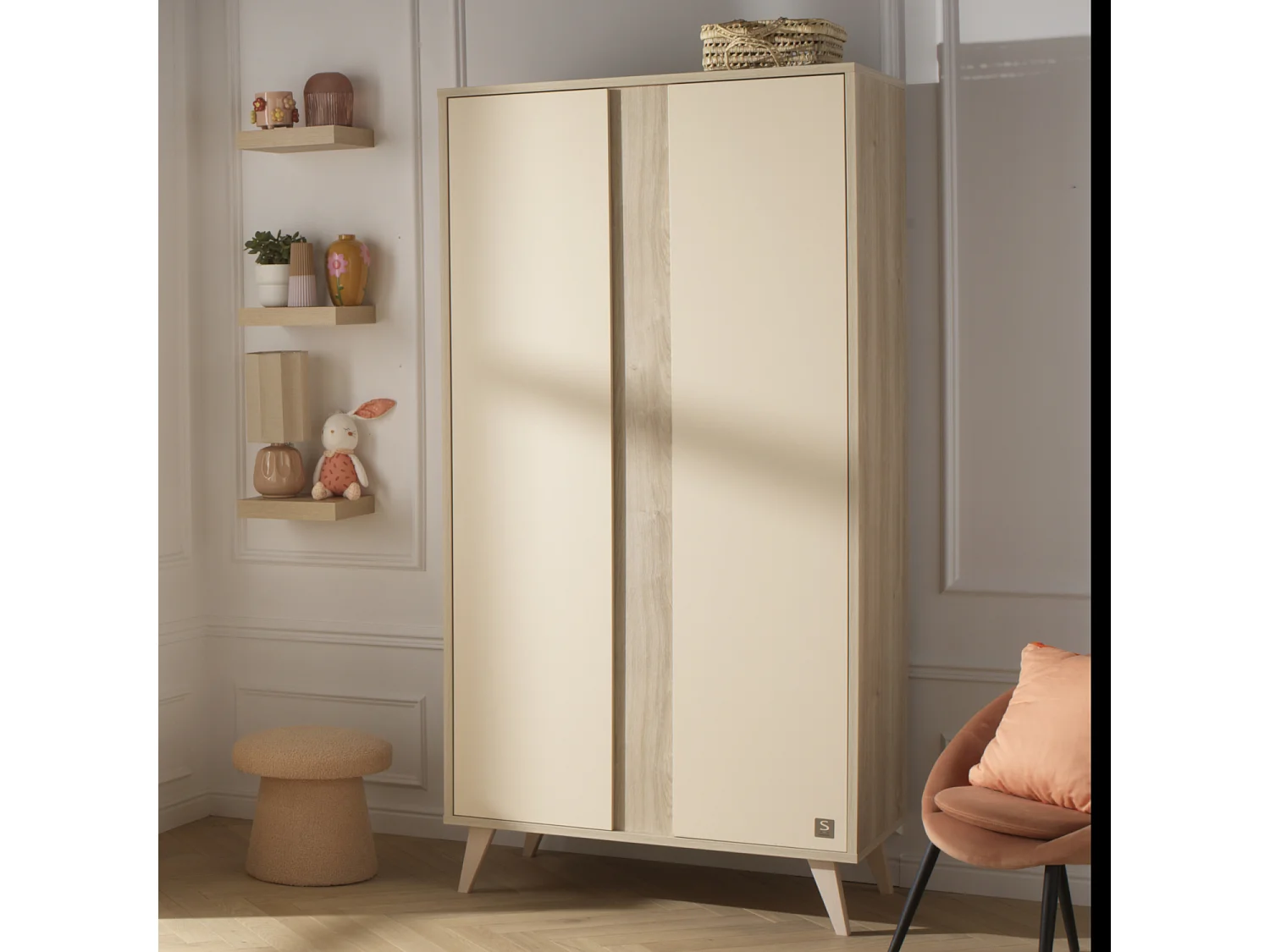 Armoire bébé 2 portes avec pieds bois MELINEE - Sauthon