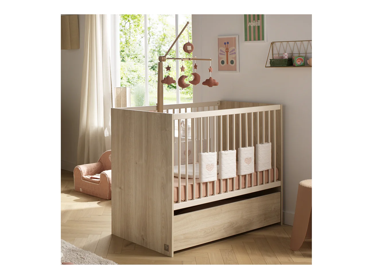 Lit bébé 120x60 à barreaux avec têtes en panneaux PALOMA - Sauthon