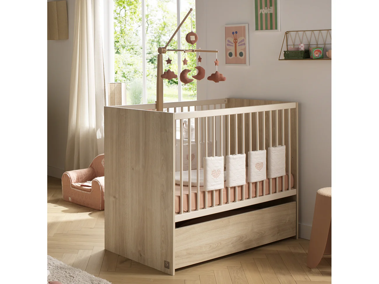 Lit bébé 120x60 à barreaux avec têtes en panneaux PALOMA - Sauthon