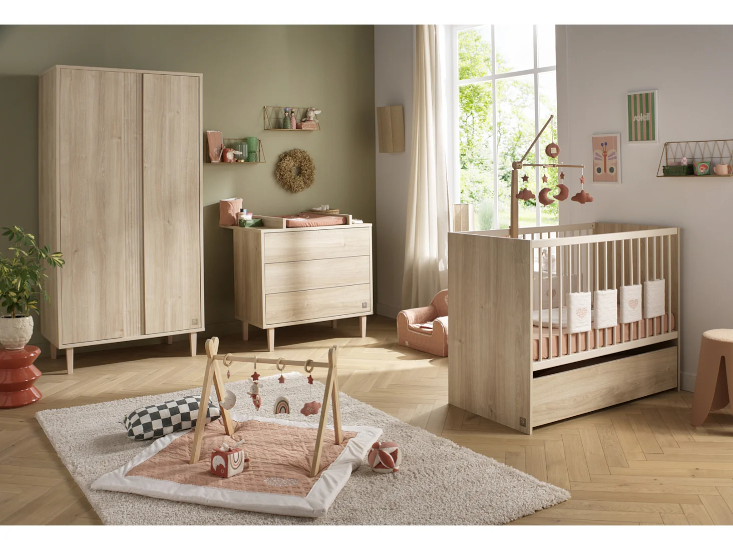 Lit bébé 120x60 à barreaux avec têtes en panneaux PALOMA - Sauthon