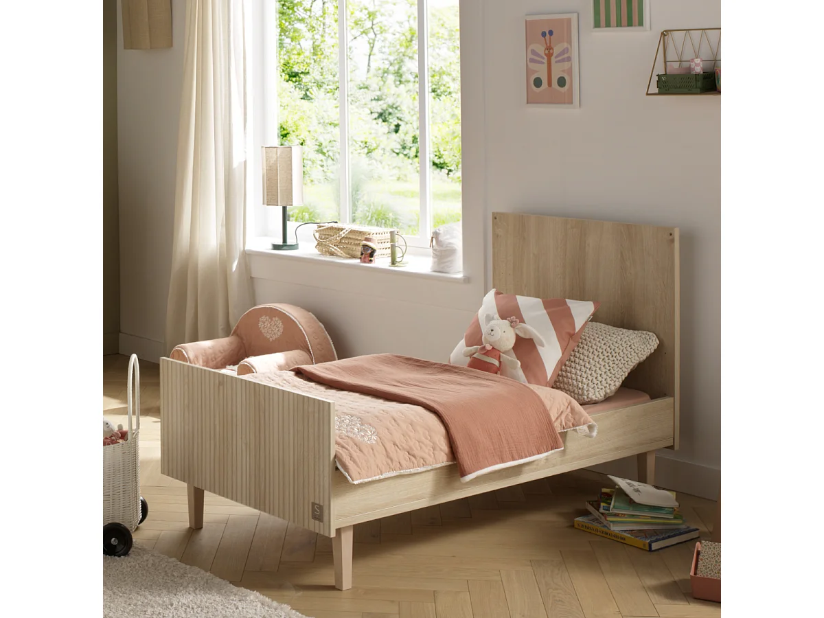 Lit évolutif 140x70 - Little Big bed sur pieds bois PALOMA - Sauthon