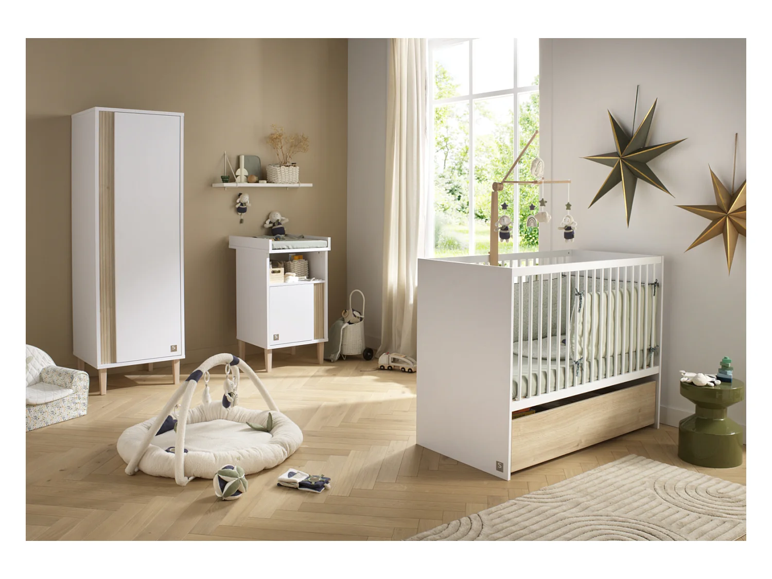 Lit bébé 120x60 à barreaux avec têtes en panneaux PALOMA - Sauthon