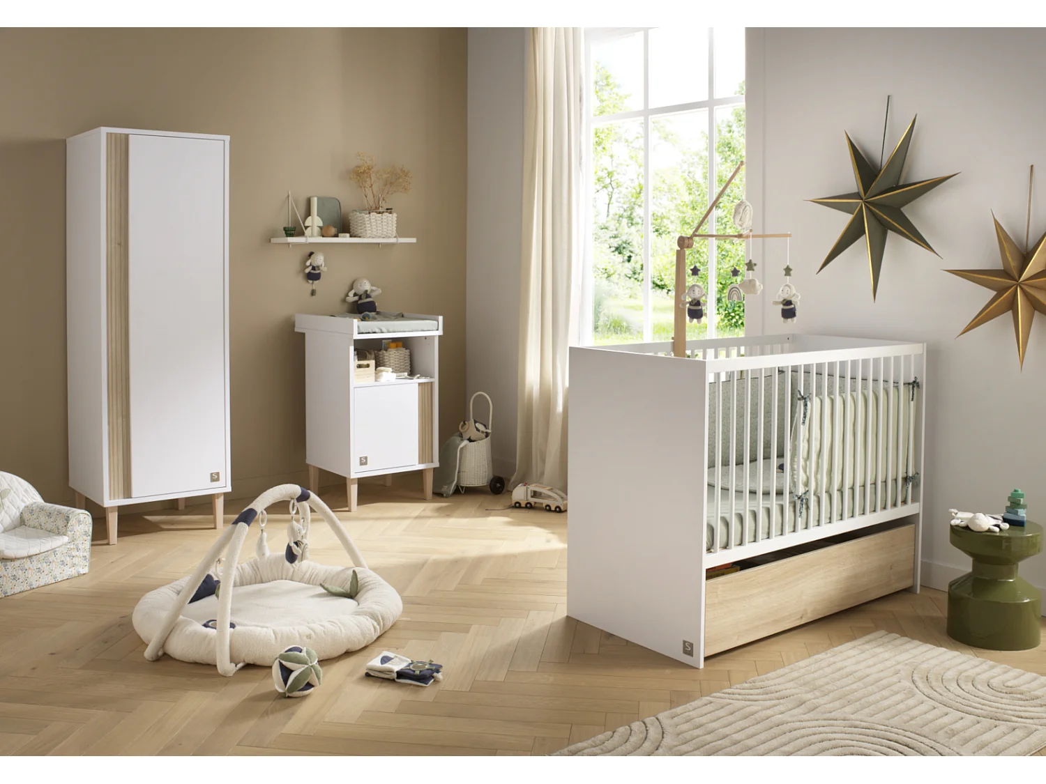 Lit bébé 120x60 à barreaux avec têtes en panneaux PALOMA - Sauthon