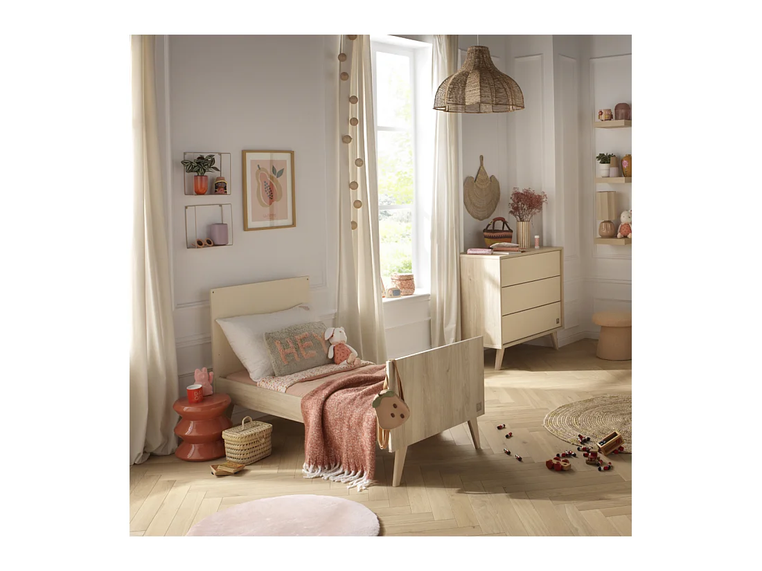 Chambre bébé évolutive Mélinée, Lit 140x70 évolutif et Commode à langer 3 tiroirs - Chêne sépia MELINEE - Sauthon