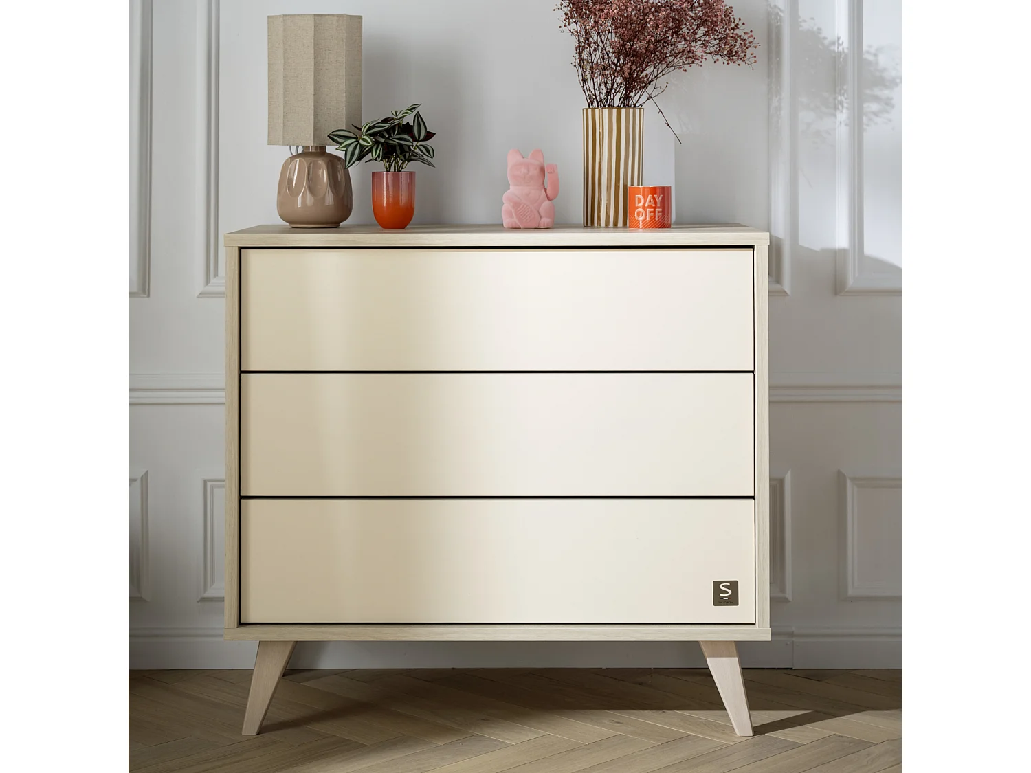 Chambre bébé évolutive Mélinée, Lit 140x70 évolutif et Commode à langer 3 tiroirs - Chêne sépia MELINEE - Sauthon