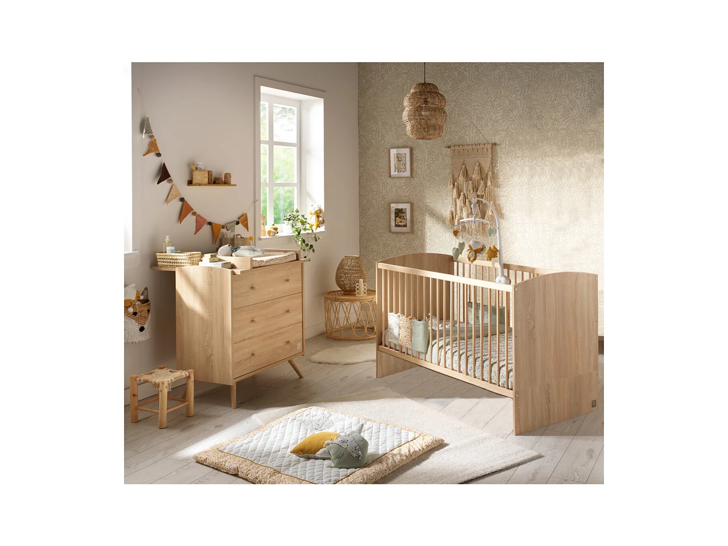 Chambre bébé évolutive Access, Lit 140x70 et Commode à langer - Chêne doré ACCESS - Sauthon