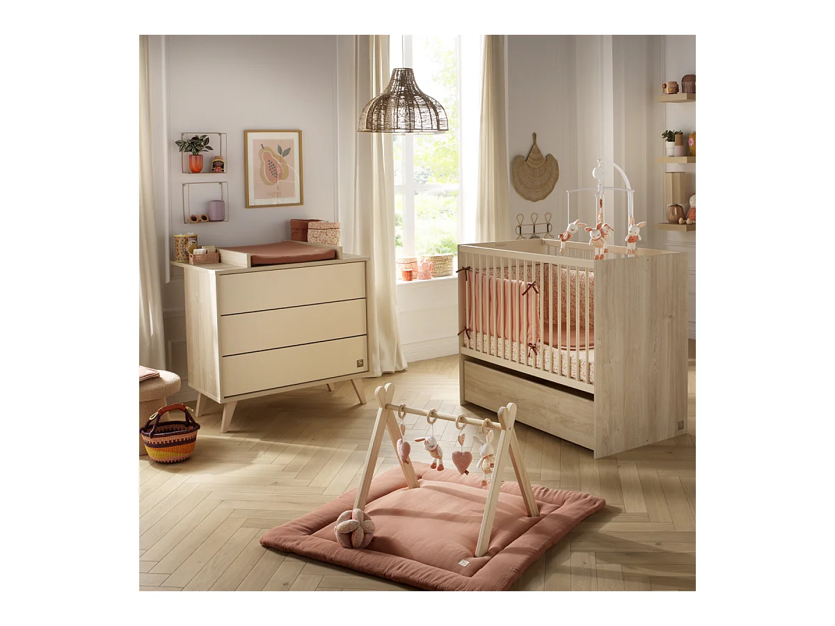 Chambre bébé évolutive Mélinée, Lit 120x60 évolutif et Commode à langer 3 tiroirs - Chêne sépia MELINEE - Sauthon