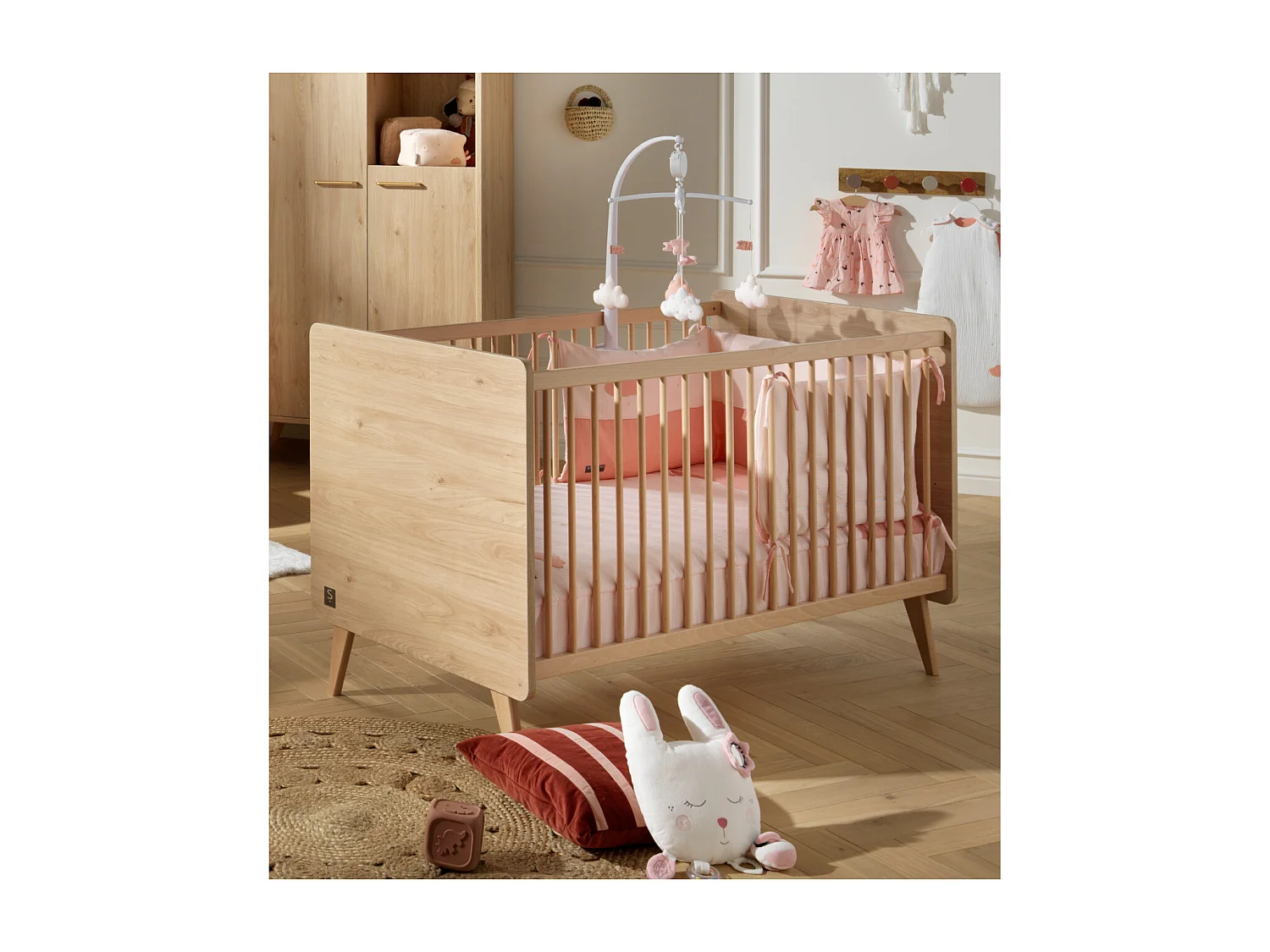 Arty Cuna Convertible, Cama 140x70cm y Mueble Cambiador - Roble Suave