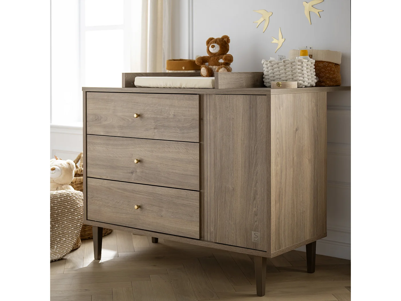 Evolving babykamer Mokka, Evolving bed 140x70 en commode - Chêne Mokka