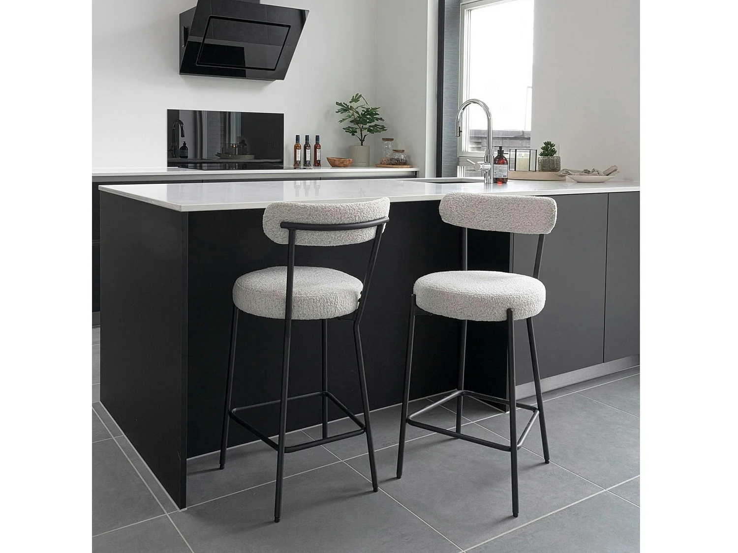 Chaise de bar moderne en tissu bouclette blanche (lot de 2) SAVONE