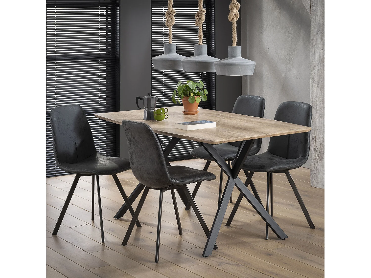 Table à manger industrielle - Plateau ovale - Cadre thermolaqué noir - 160 x 90 x 76 cm