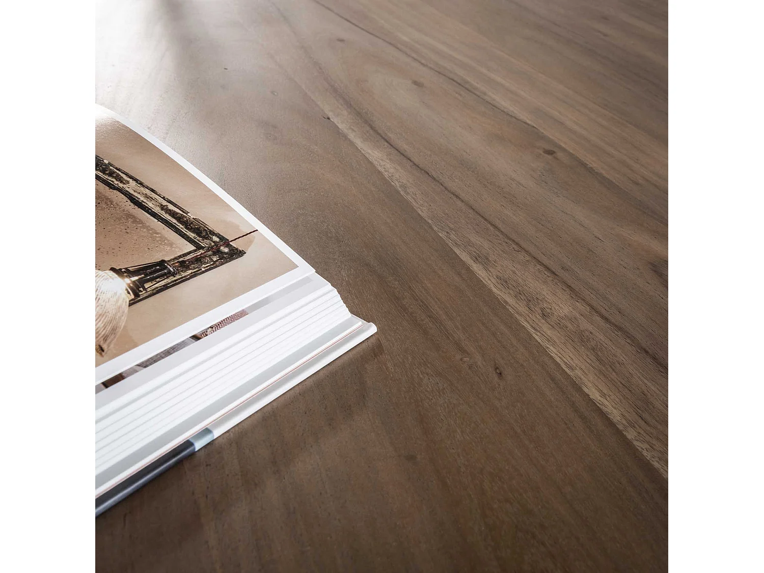 Esstisch Sculpture - Massive Akazie Drift Brown